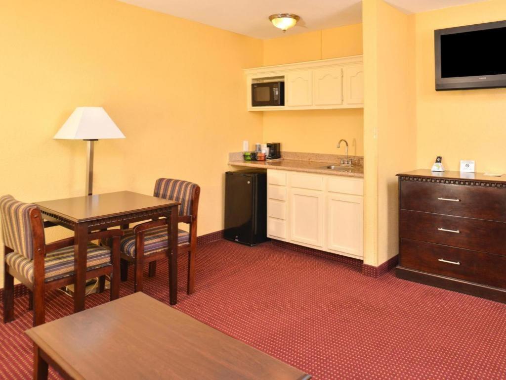 Americas Best Value Inn Winnsboro, La Exterior photo