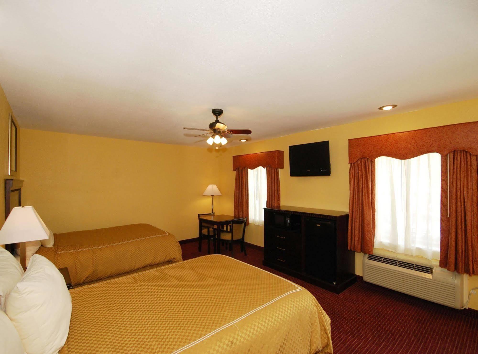 Americas Best Value Inn Winnsboro, La Exterior photo