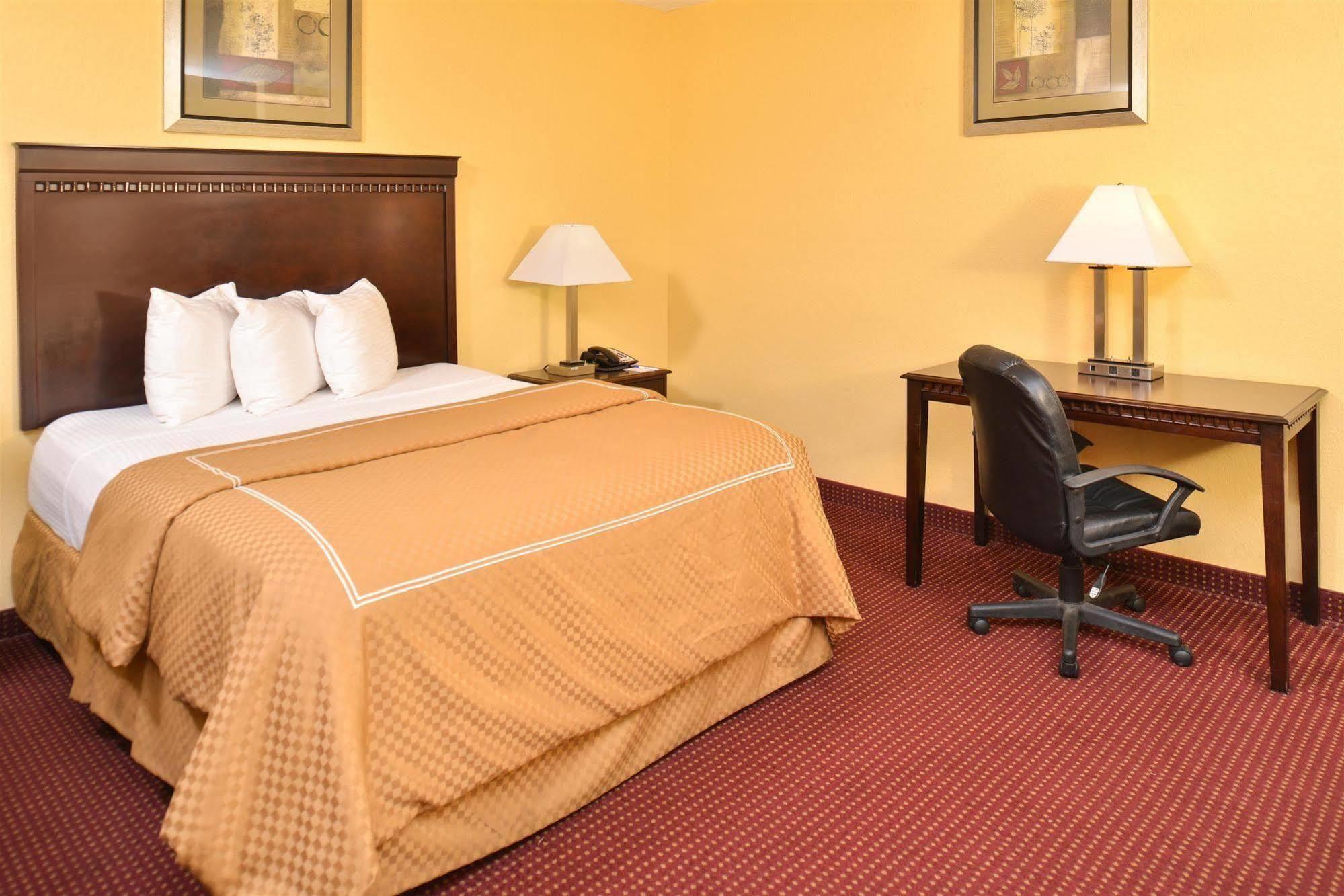 Americas Best Value Inn Winnsboro, La Exterior photo
