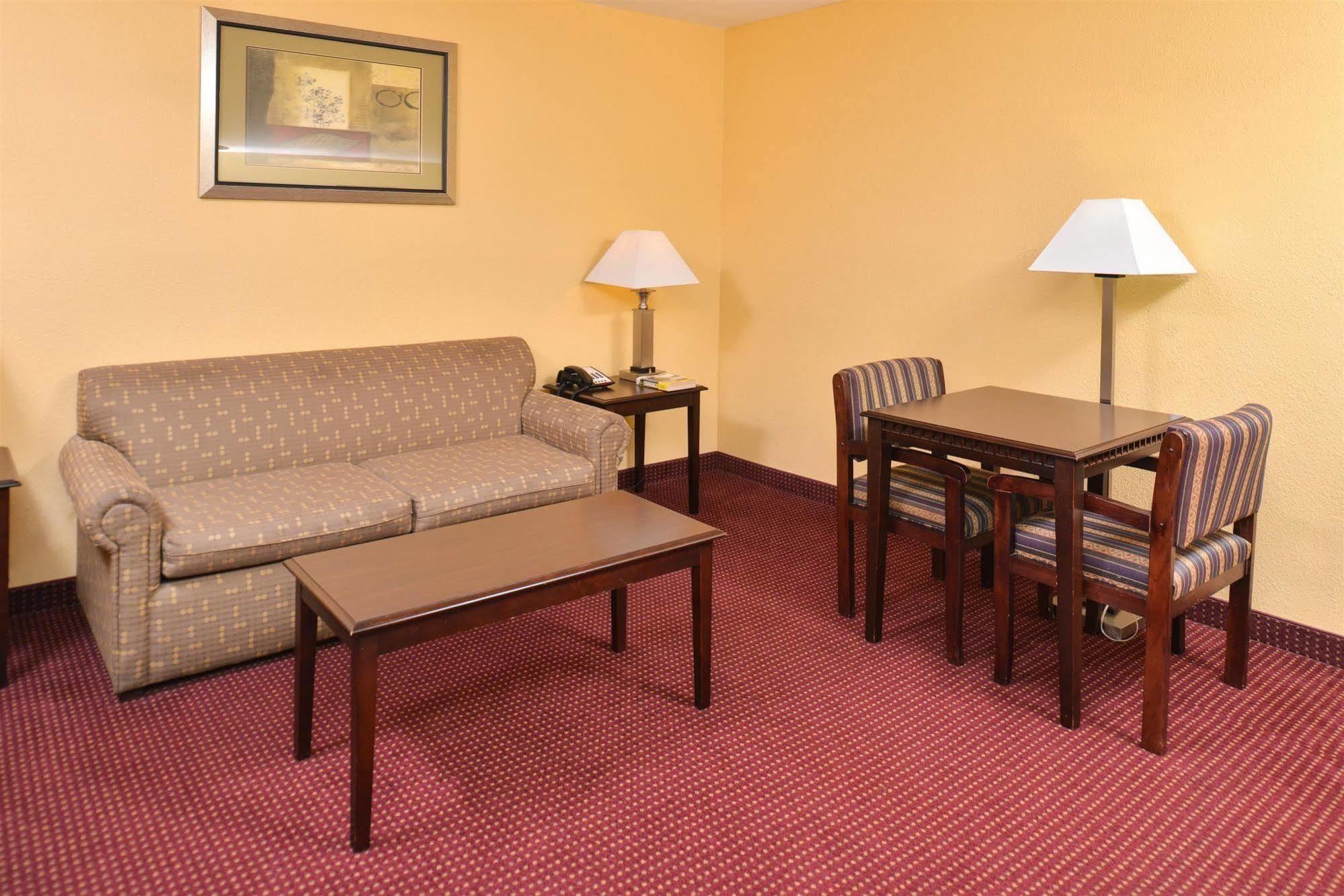 Americas Best Value Inn Winnsboro, La Exterior photo